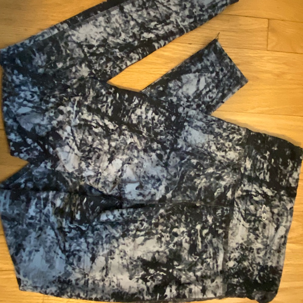 Navy tie dye leggings